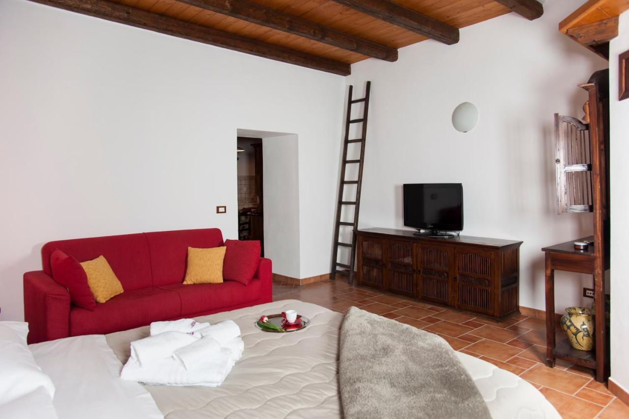Mirose'S Holiday Home Castelbuono  Ngoại thất bức ảnh