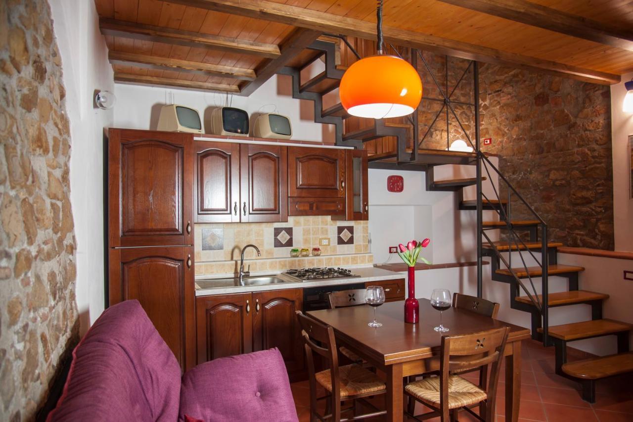 Mirose'S Holiday Home Castelbuono  Ngoại thất bức ảnh