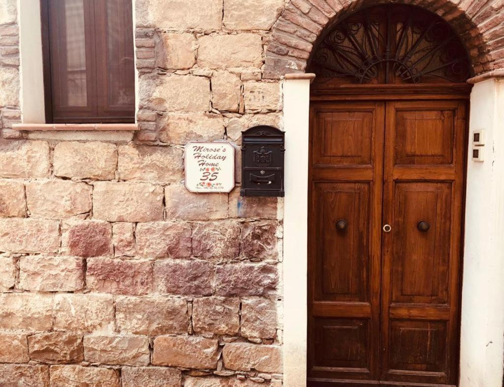 Mirose'S Holiday Home Castelbuono  Ngoại thất bức ảnh